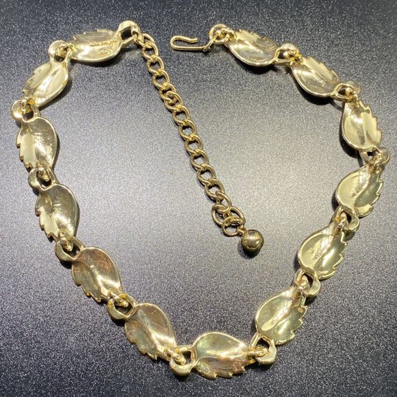 Vintage Signed Coro Des Pat Pend Gold Tone Leaf Necklace Choker - Picture 5 of 6